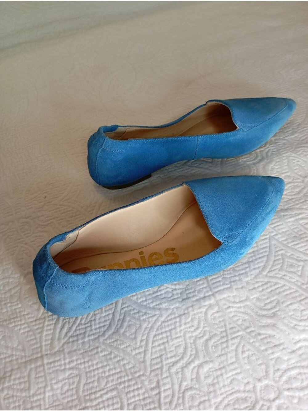 Blue Hush Puppies Womens Suede Flats Size 6.5 Pointed Toe Casual Comfort Shoes